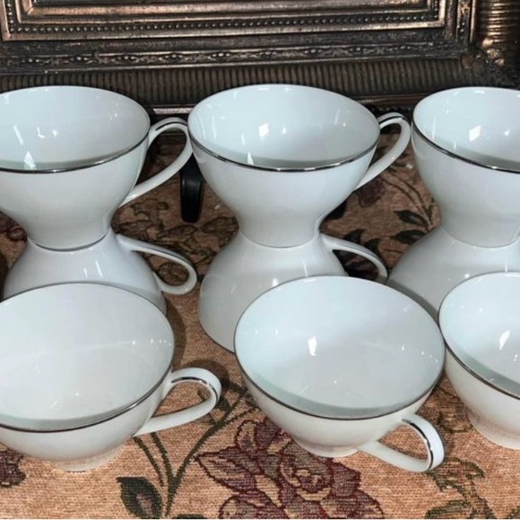 NORITAKE FREEMONT #6127
Set pieces 11cups - Picture 3 of 4